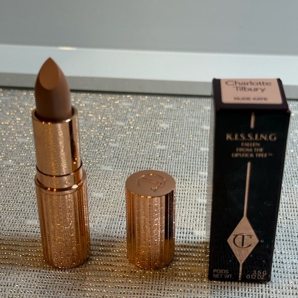 Charlotte Tilbury 6 piece Makeup Set - Picture 6 of 12